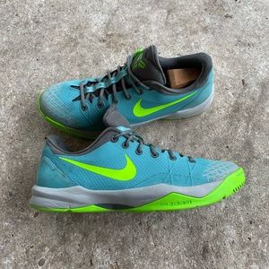 NIKE ZOOM KOBE VENOMENON 4 (635578-300) size 13